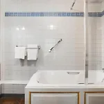 Chateau De Bouceel - Mont Saint Michel Bed & Breakfast