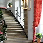 布埃塞尔堡 - 圣米歇尔山法国乡间度假别墅 住宿加早餐酒店 Vergoncey