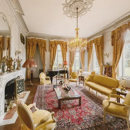 Chateau De Bouceel - Mont Saint Michel