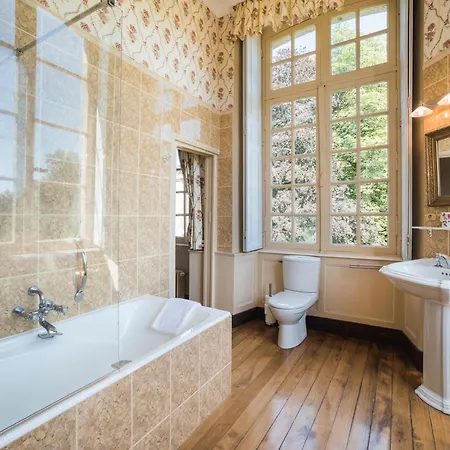 Bed & Breakfast Chateau De Bouceel - Mont Saint Michel