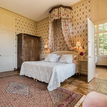 Château De Boucéel - Mont Saint Michel Bed & Breakfast 5*