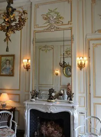 Château De Boucéel - Mont Saint Michel Bed & Breakfast