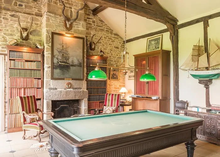 Bed & Breakfast Château De Boucéel - Mont Saint Michel