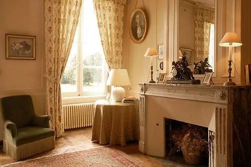 Château De Boucéel - Mont Saint Michel Bed & Breakfast 5*